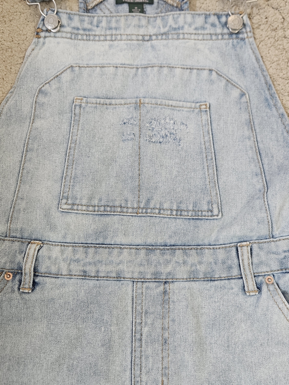 Wild Fable Denim Short Overalls – Light Wash | Size Medium - Picture 4 of 8
